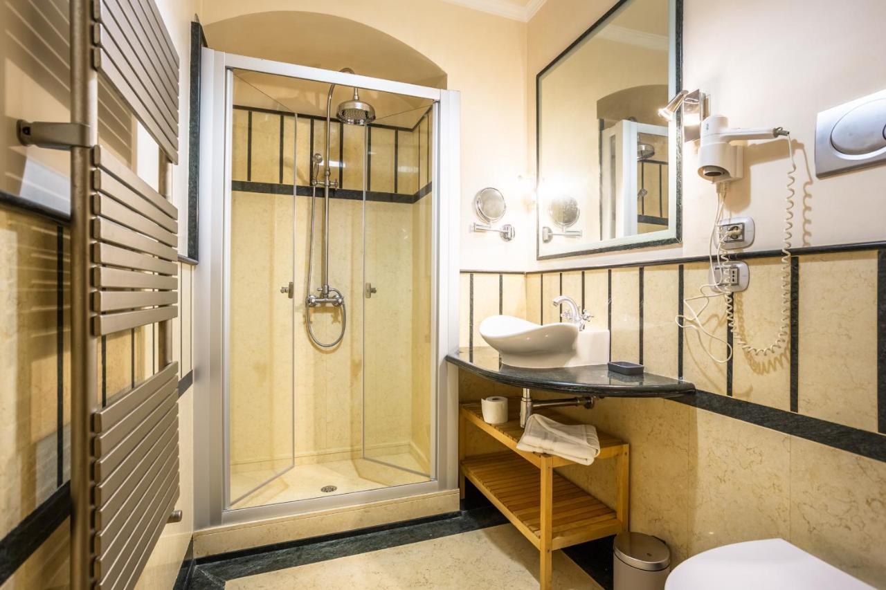 Luxury Inn Opera Roma Eksteriør bilde