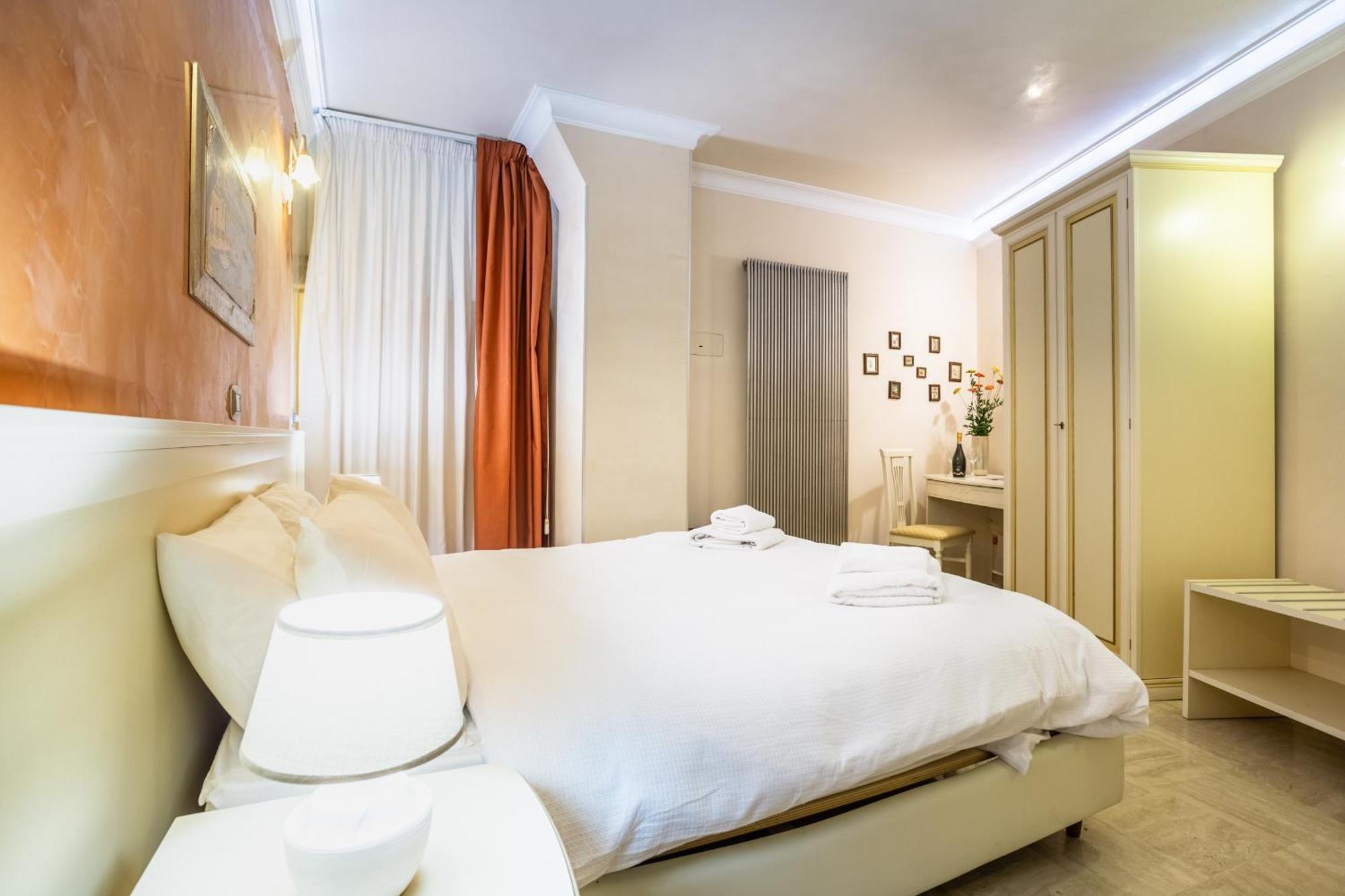 Luxury Inn Opera Roma Eksteriør bilde
